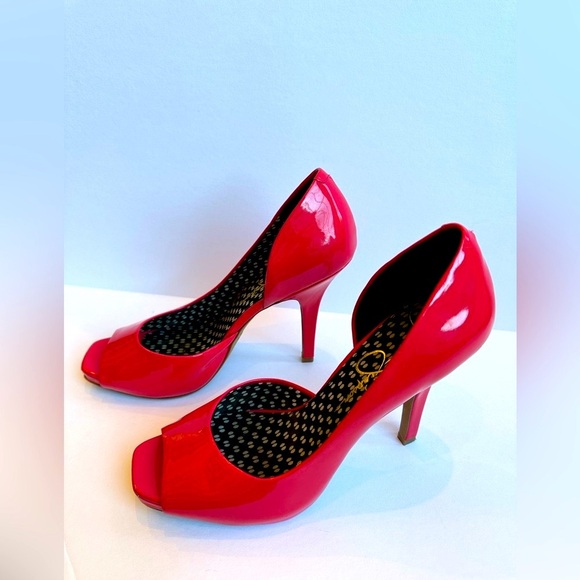 Jessica Simpson Vibrant Coral/Red Peep-Toe Patent 4.5” Heels Sz 10 - Picture 1 of 9